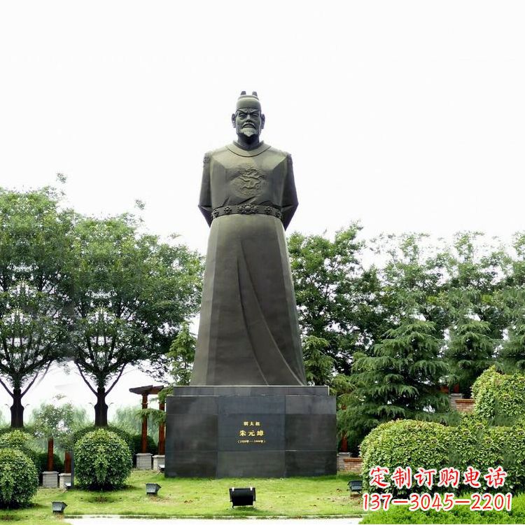 泰安明太祖石雕塑像