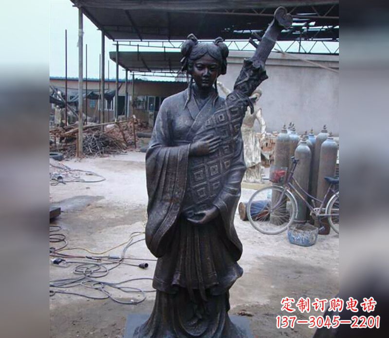 泰安“爱与梦想——女性雕塑”