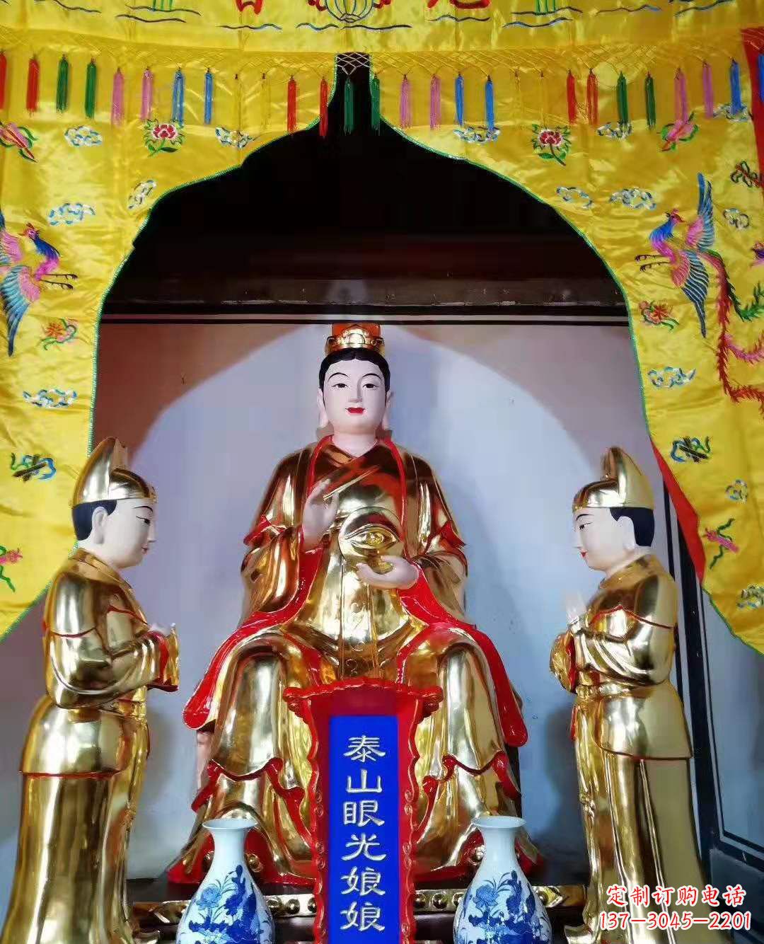 泰安玻璃钢彩绘佛像雕塑寺庙景观雕塑
