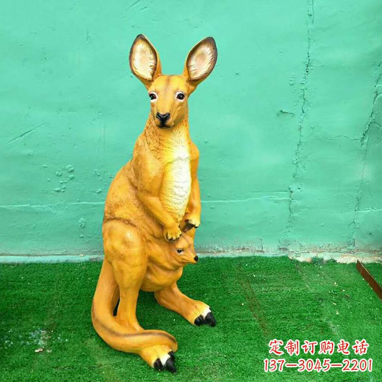 泰安玻璃钢袋鼠雕塑