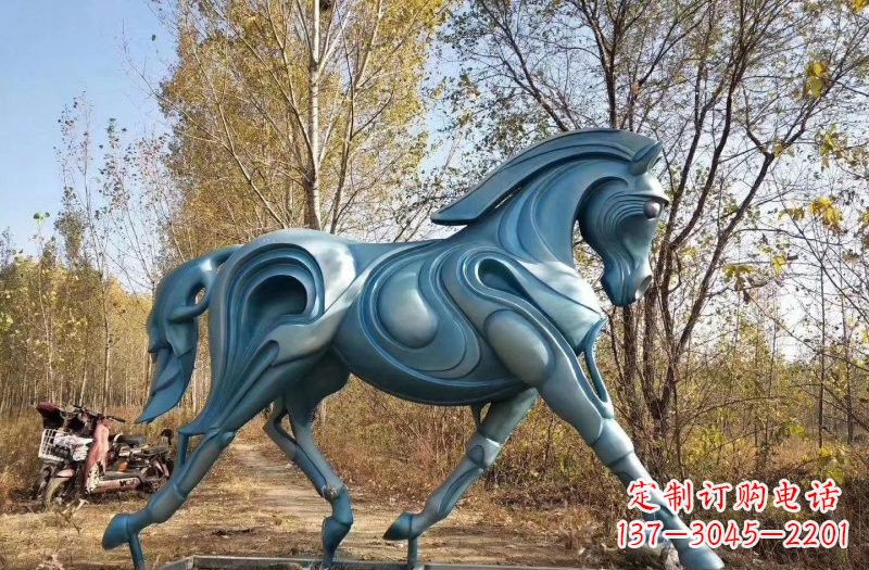 泰安玻璃钢雕刻的奔马