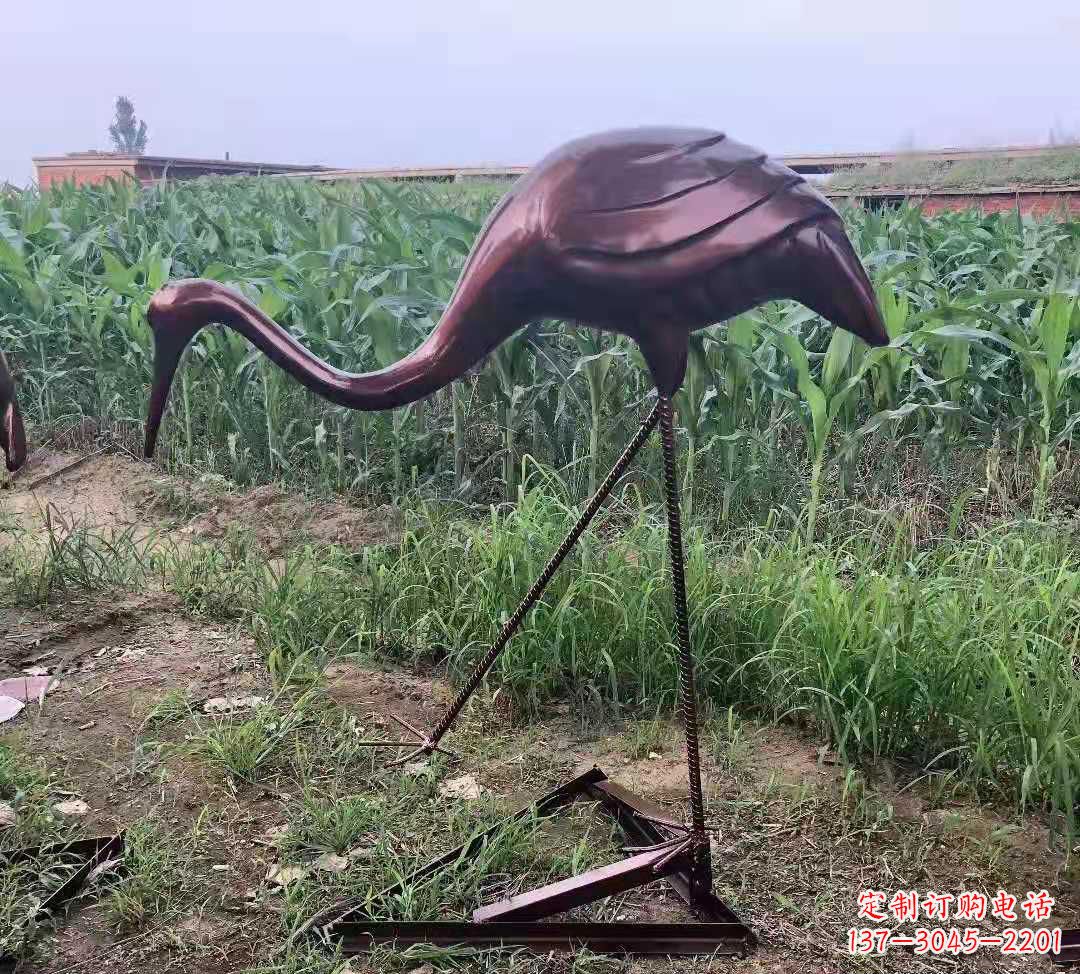 泰安玻璃钢仿铜仙鹤雕塑精美景观装饰