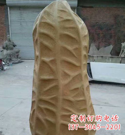 泰安玻璃钢精美花生雕塑