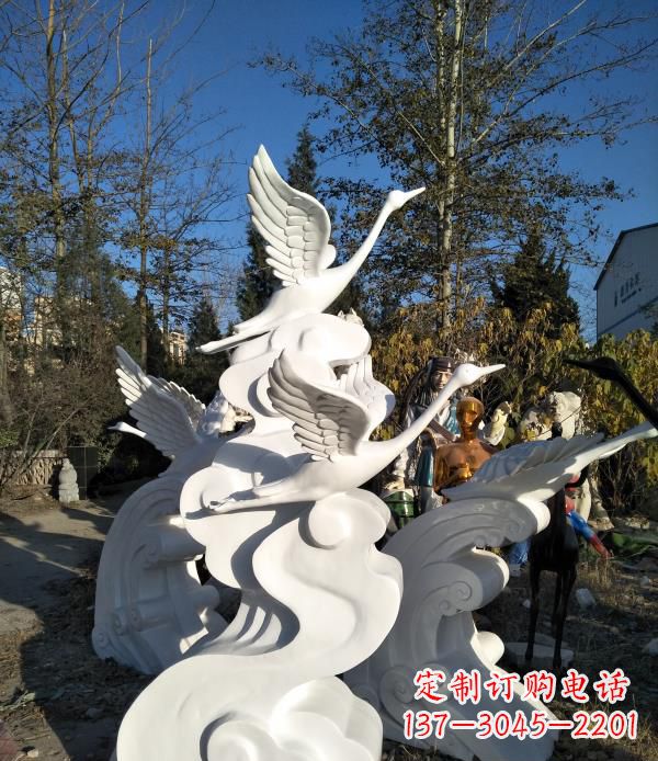 泰安玻璃钢公园海浪天鹅雕塑