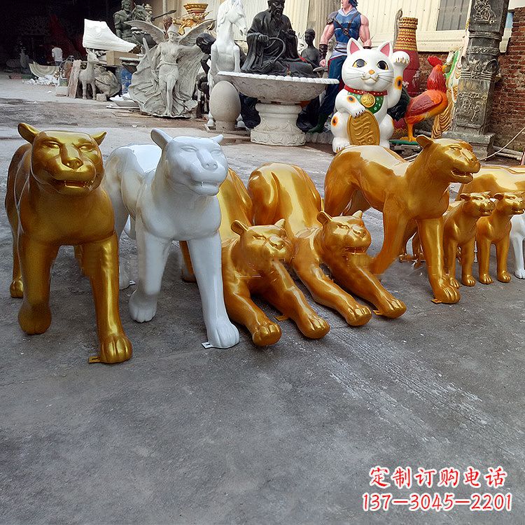 泰安玻璃钢金钱豹雕塑,定制精美动物雕塑摆件