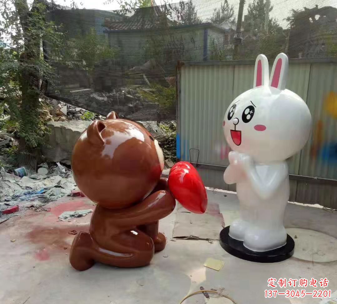 泰安玻璃钢卡通熊猫雕塑公园卡通动物雕塑