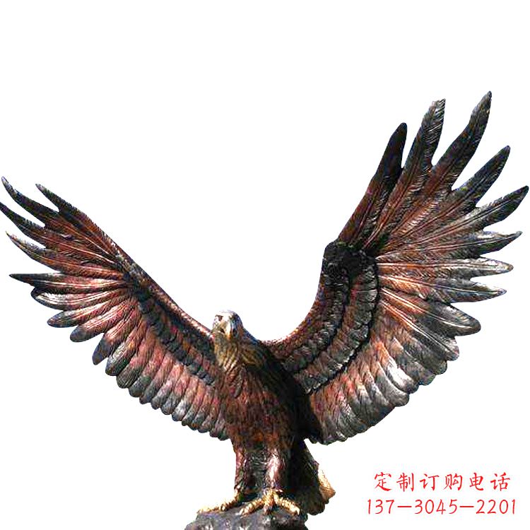 泰安玻璃钢老鹰雕塑传承传统的铜雕艺术