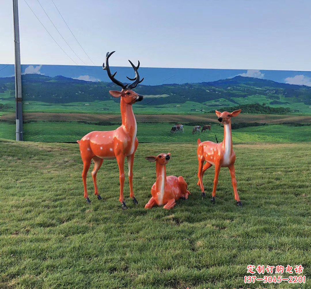 泰安玻璃钢鹿群雕塑