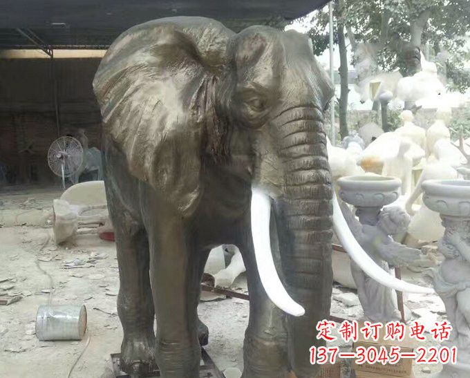 泰安玻璃钢大象雕塑——一座非凡的雕塑