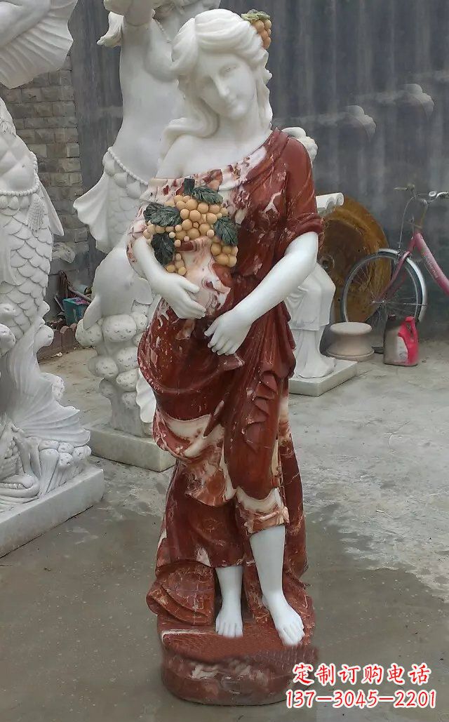 泰安玻璃钢之美——女性雕塑