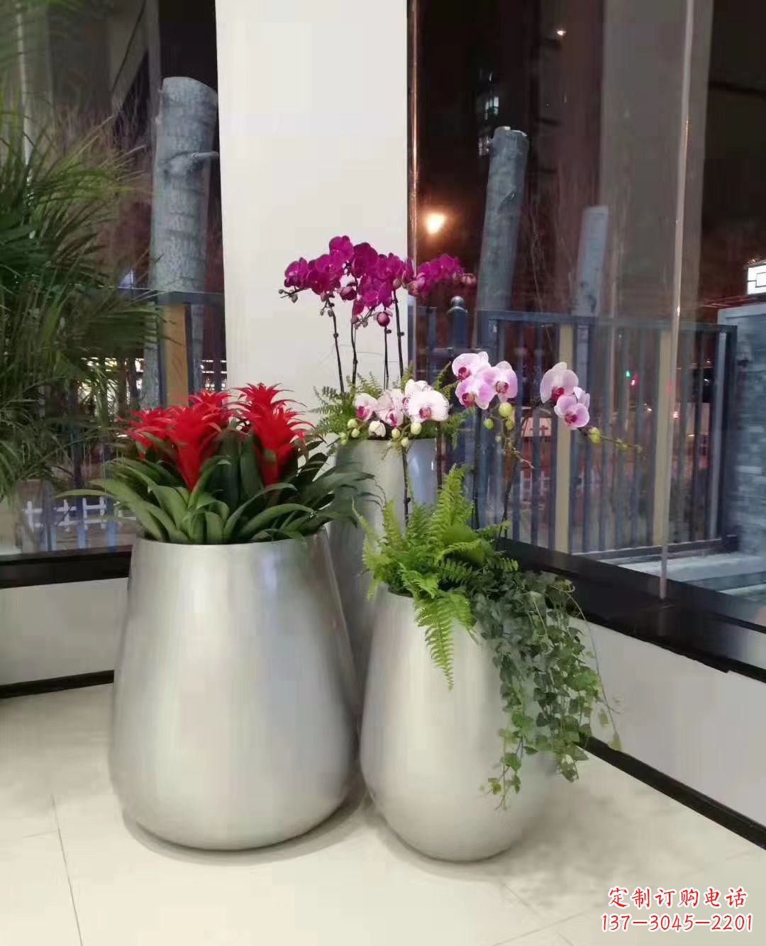 泰安玻璃钢花盆雕塑艺术之美