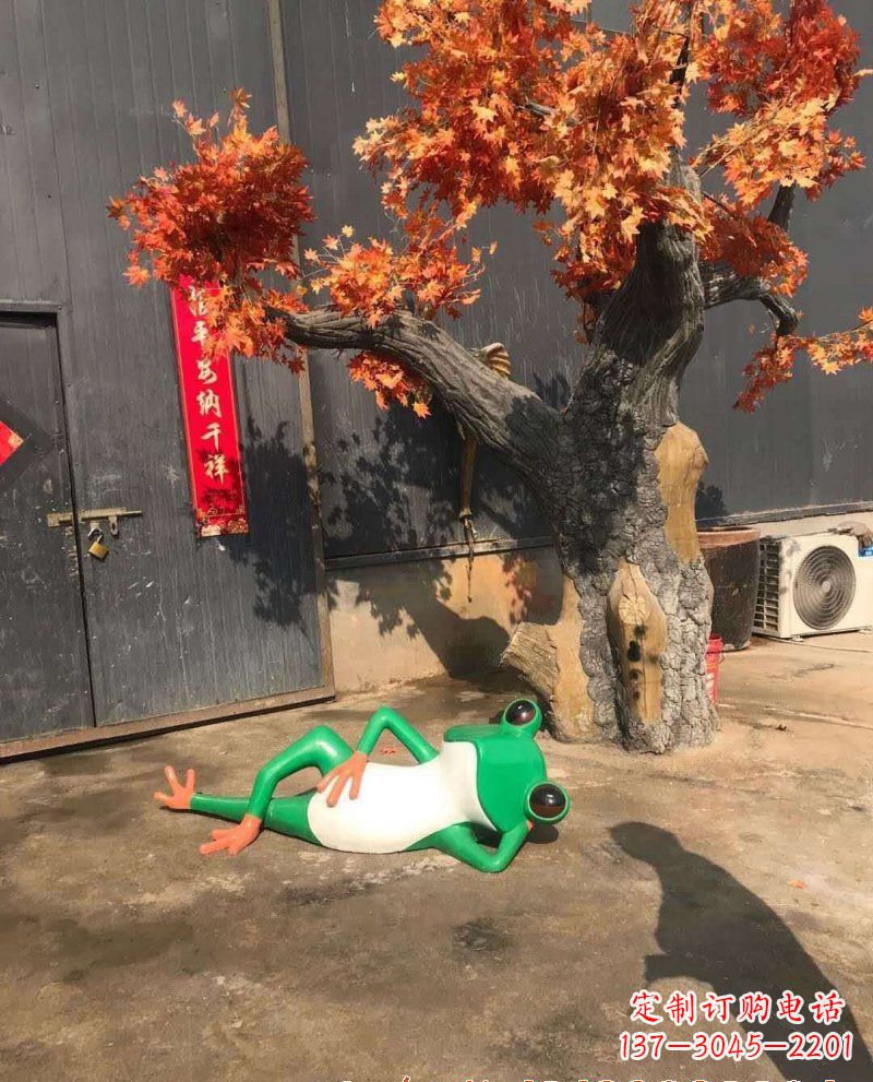 泰安精美玻璃钢青蛙雕塑