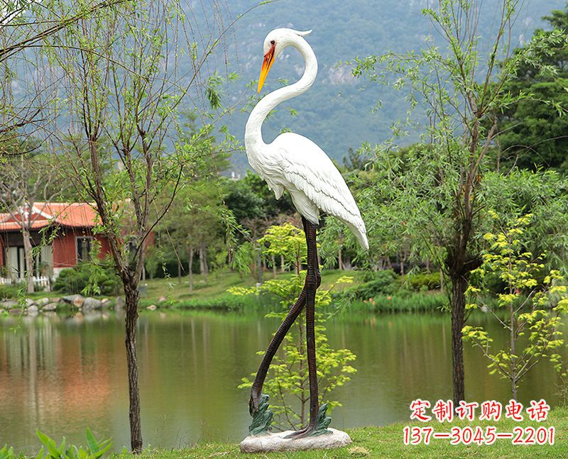 泰安玻璃钢仙鹤雕塑价格