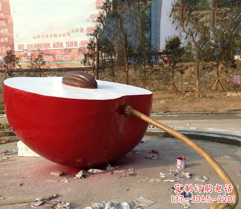 泰安不锈钢半块苹果雕塑——传承古老文化的艺术品