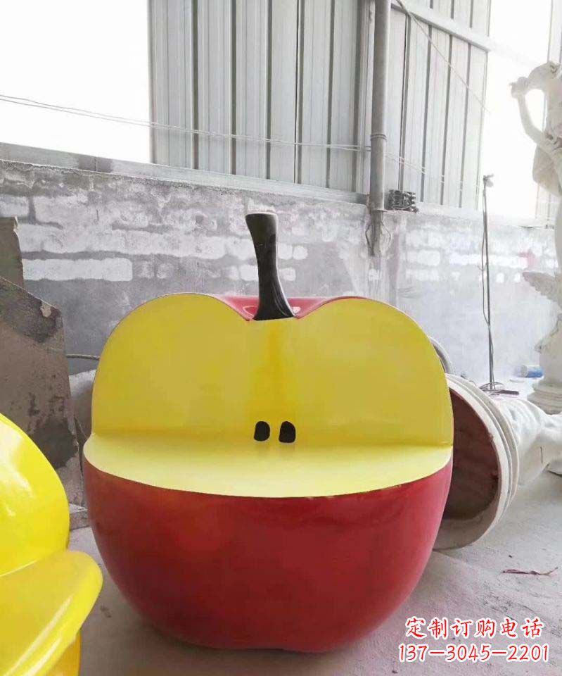 泰安不锈钢苹果雕塑精致而经久不衰