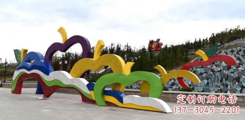 泰安不锈钢彩色苹果雕塑