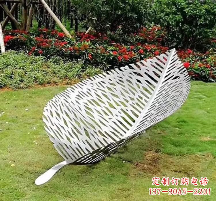 泰安不锈钢草坪树叶雕塑