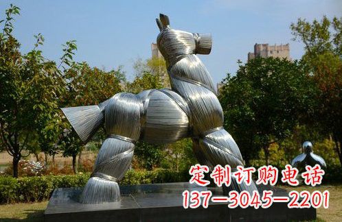 泰安不锈钢草扎马雕塑艺术精彩绽放