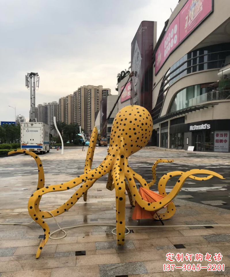 泰安不锈钢章鱼雕塑一座海洋之城的标志