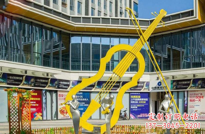 泰安不锈钢大提琴雕塑美的融合