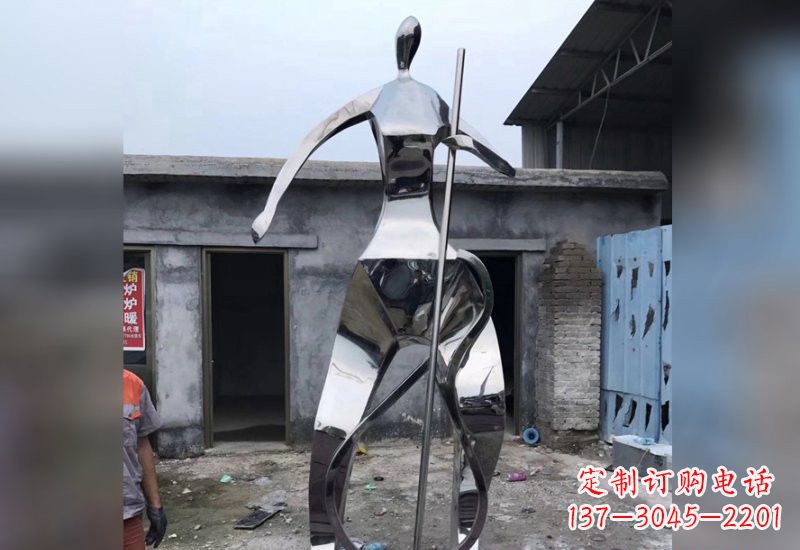 泰安不锈钢抽象大提琴人物雕塑