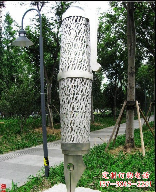 泰安不锈钢钢笔雕塑艺术与科技的完美结合