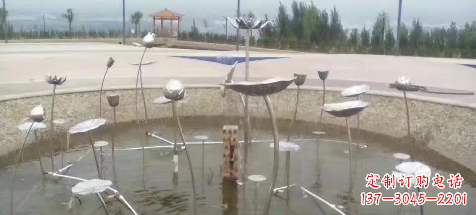 泰安精美不锈钢荷花雕塑