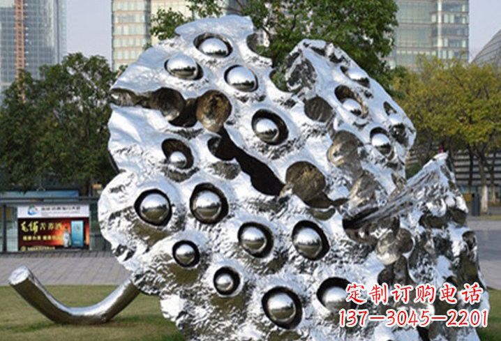 泰安不锈钢莲蓬雕塑以美观与耐久性著称