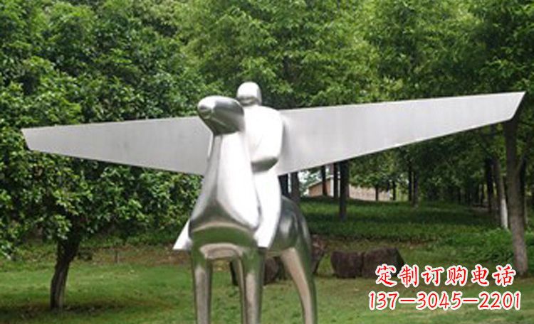 泰安不锈钢马雕塑完美集结动感与现代美学