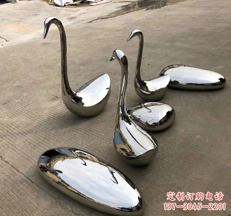 泰安不锈钢仙鹤雕塑精致而古典