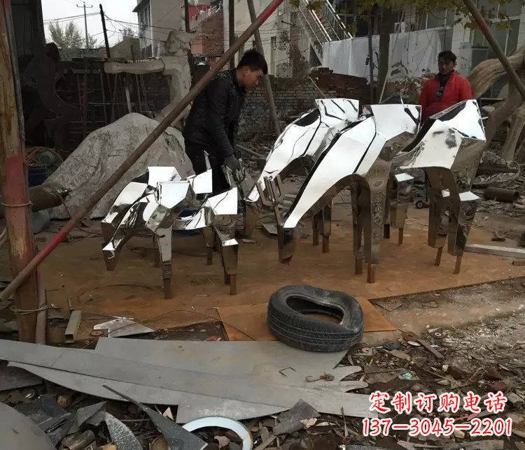 泰安不锈钢动物雕塑精美外形,经久耐用