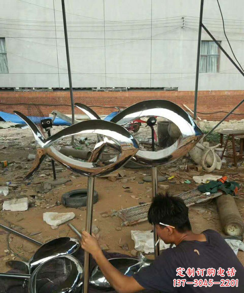 泰安不锈钢动物雕塑