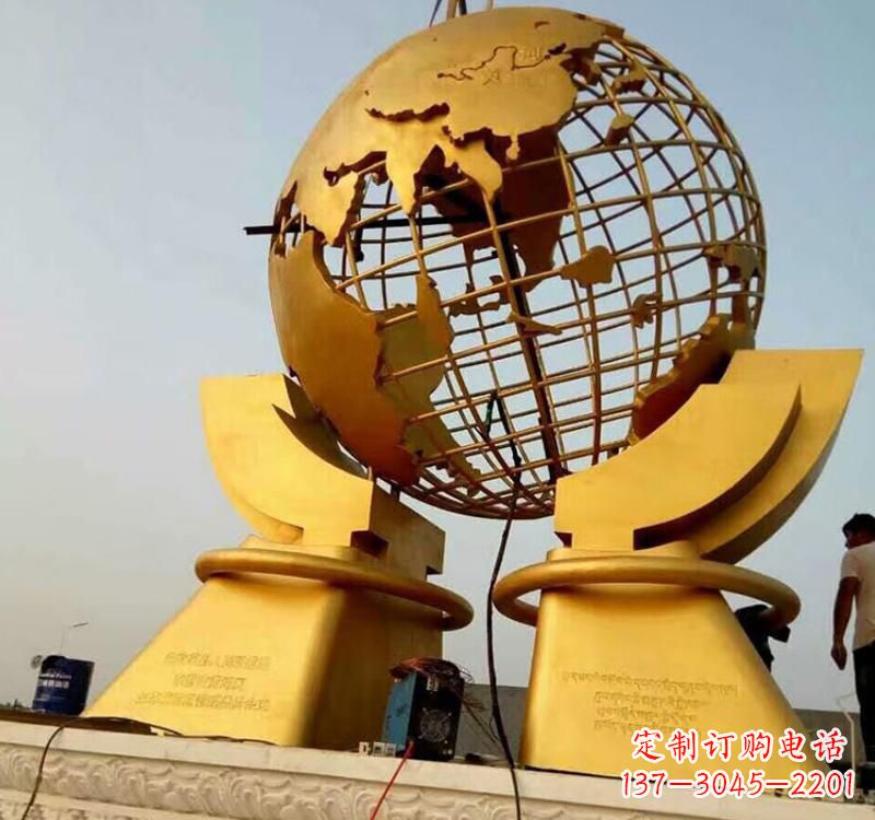 泰安不锈钢地球仪镂空雕塑以艺术展示地球的美