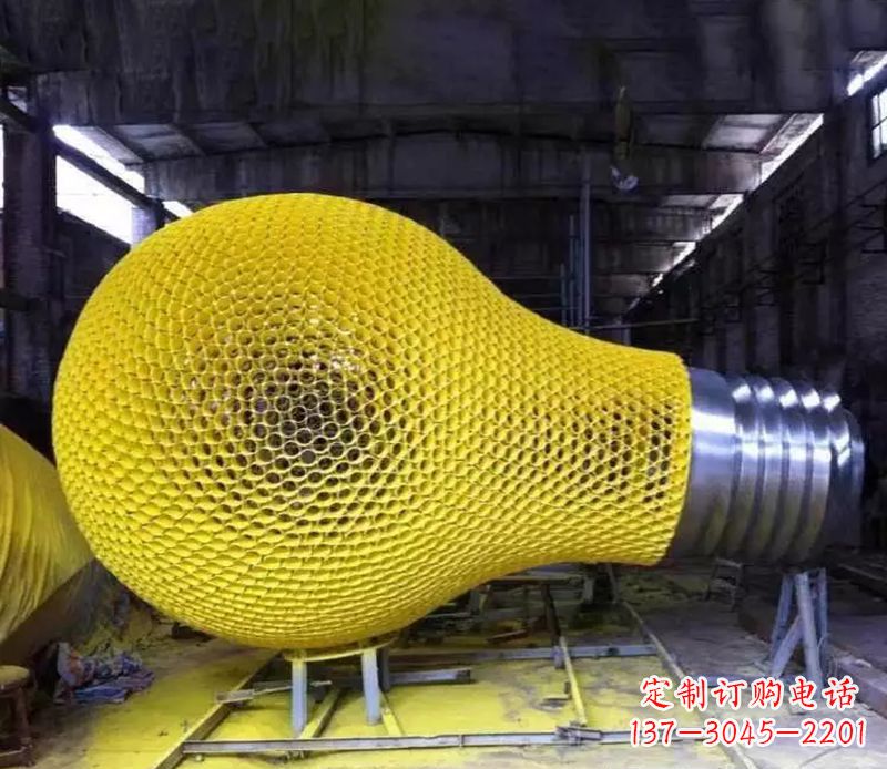 泰安新题目不锈钢灯泡雕塑精致的艺术珍品