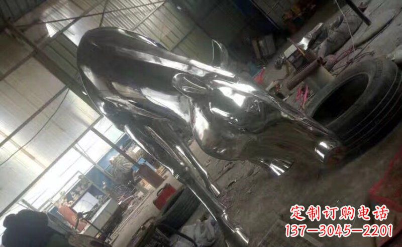 泰安该雕塑的
