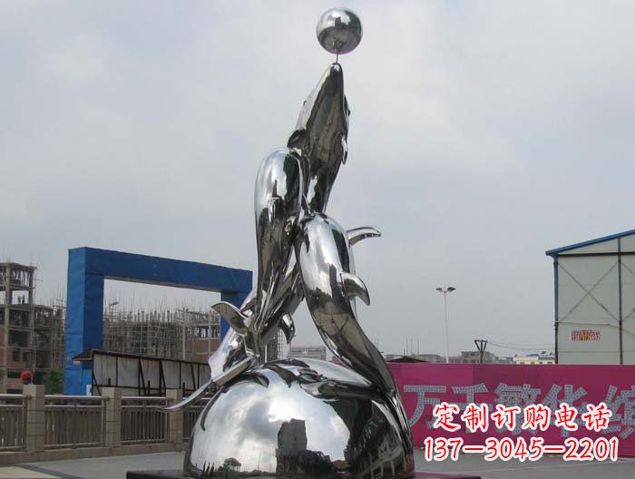 泰安海豚雕塑精美细腻的艺术品