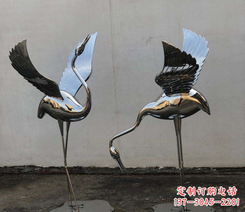 泰安不锈钢锻造仙鹤雕塑精美的艺术品