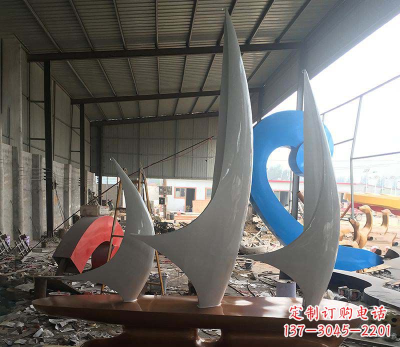 泰安该雕塑,