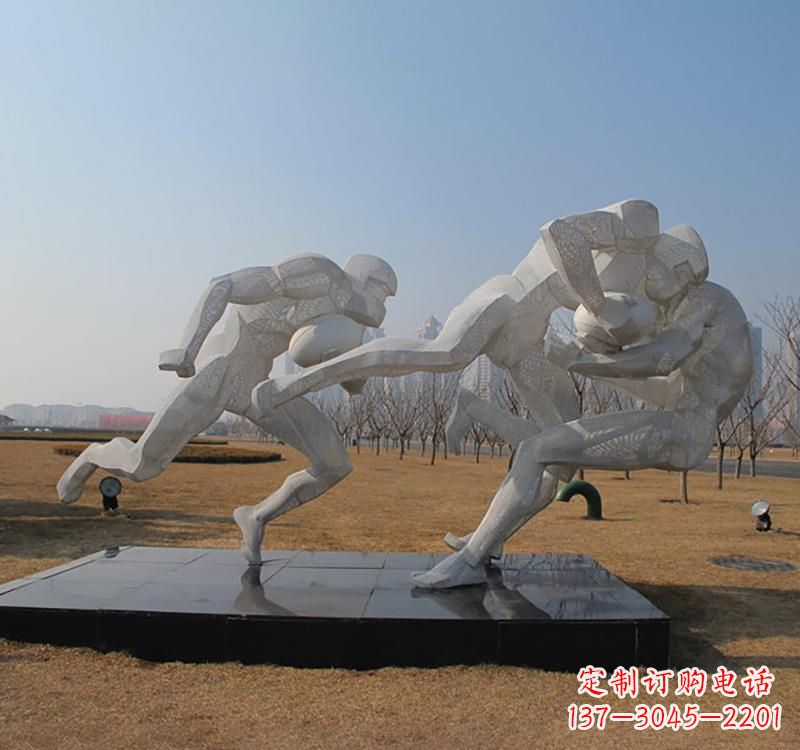 泰安不锈钢橄榄球雕塑传承精神的象征