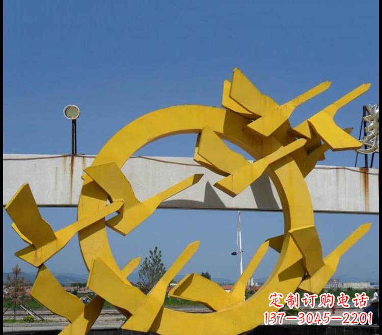 泰安不锈钢大雁雕塑点缀公园美景