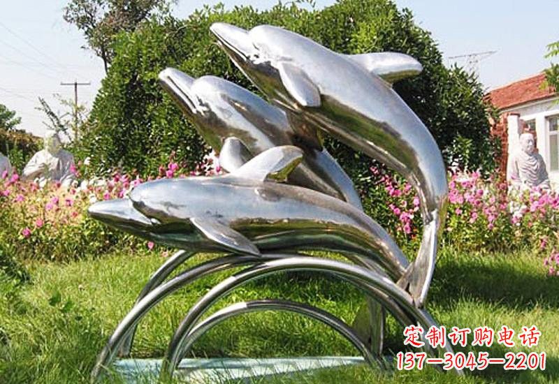 泰安不锈钢公园动物跳跃的海豚雕塑