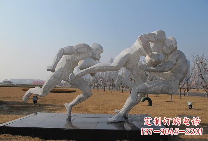 泰安不锈钢橄榄球雕塑传承运动精神