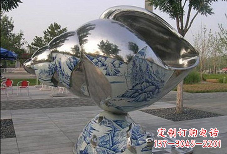 泰安不锈钢公园海螺雕塑