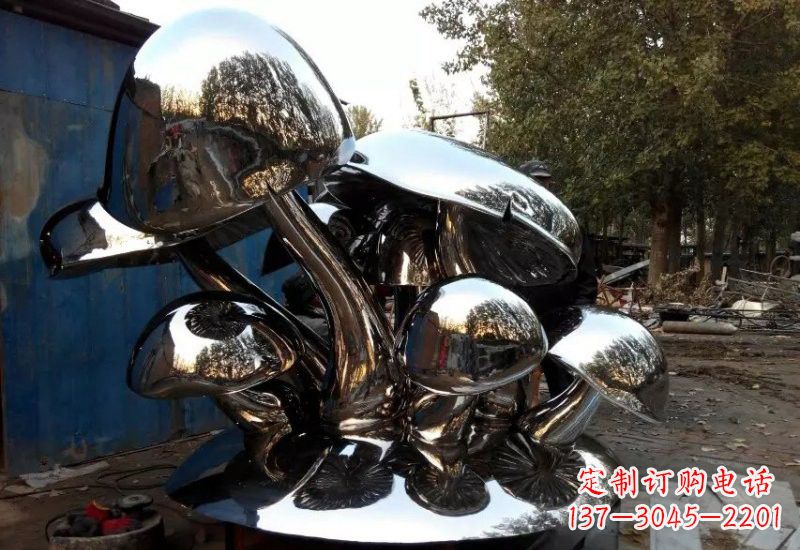 泰安不锈钢公园蘑菇雕塑