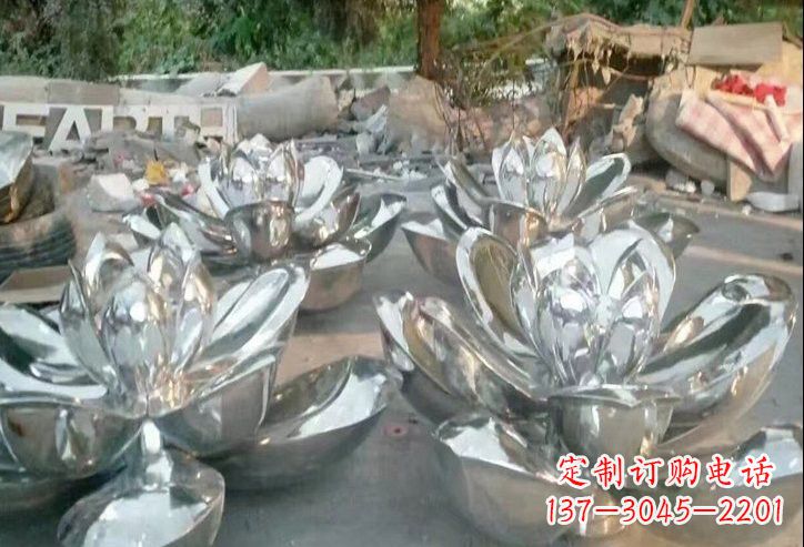 泰安不锈钢莲花雕塑一件象征着美丽与自由的作品