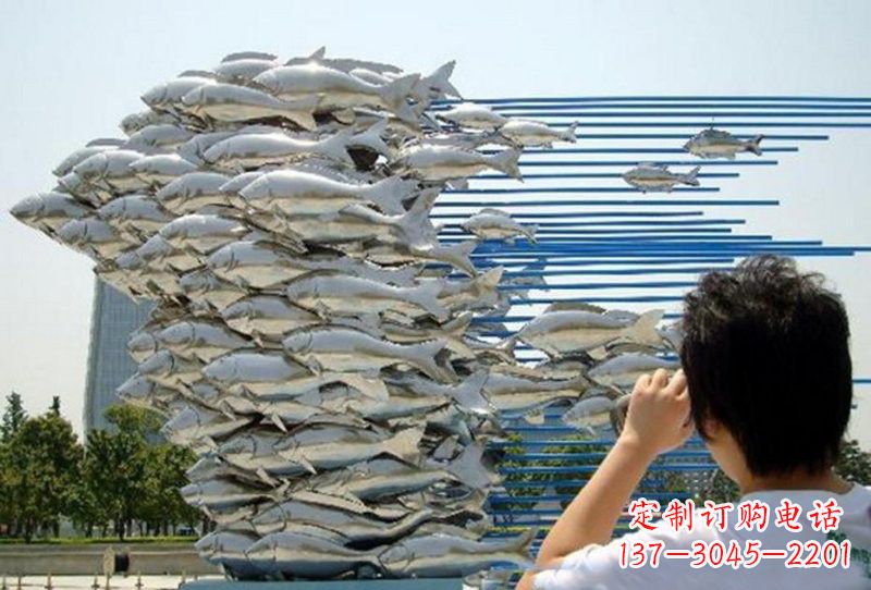 泰安不锈钢公园鲤鱼雕塑传承传统文化