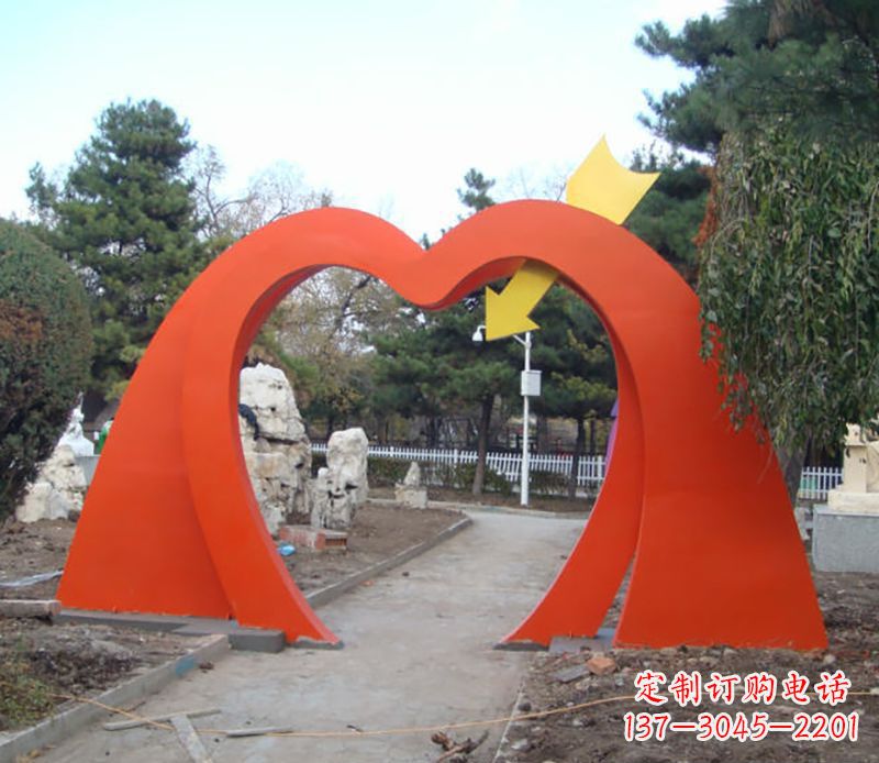 泰安不锈钢拱门雕塑给空间增添灵动之美