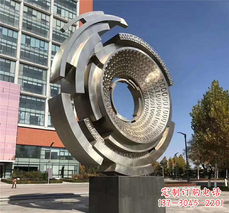 泰安不锈钢齿轮雕塑流动的美丽