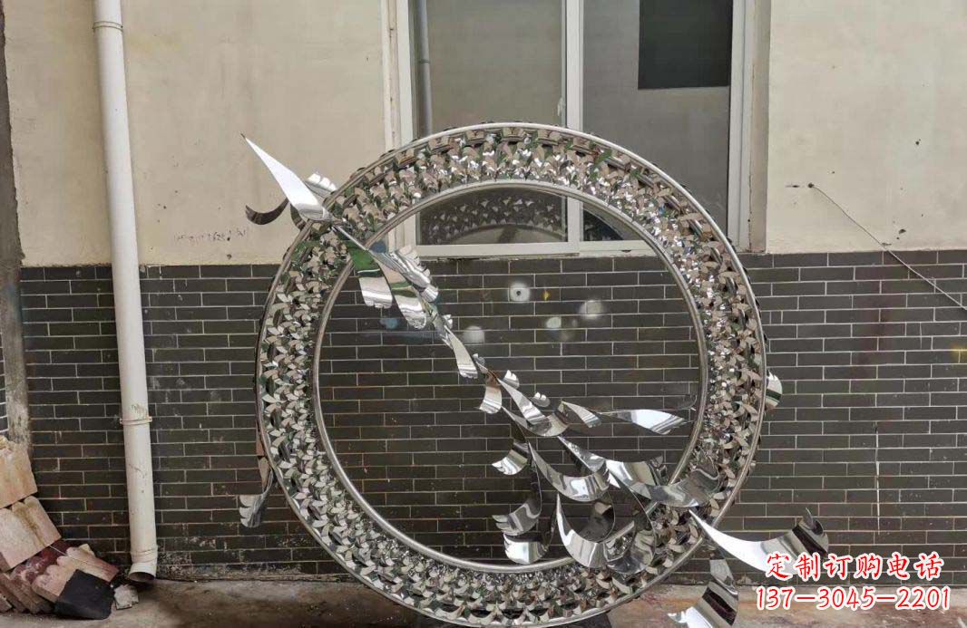 泰安“不锈钢广场飞鸽圆环雕塑”精美的艺术品