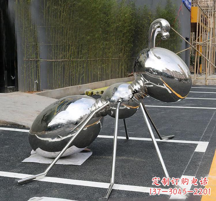 泰安不锈钢蚂蚁雕塑——象征力量与智慧